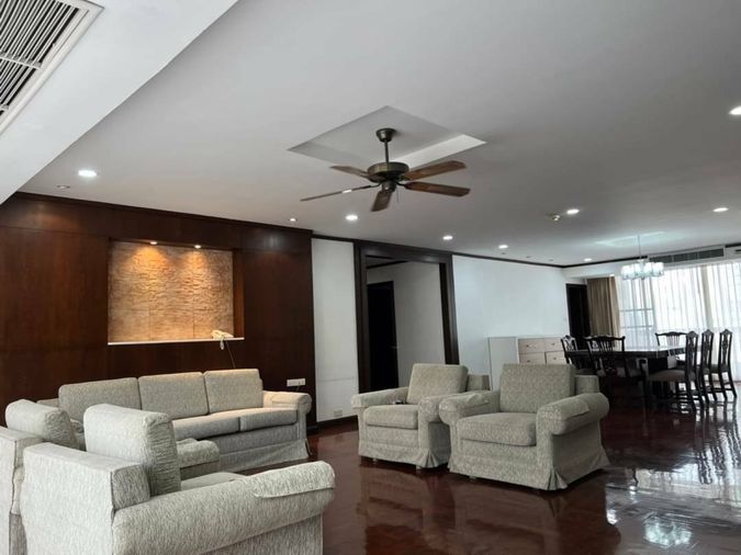 LTHC7443 – ASA Garden FOR RENT 3 beds 3 baths size 300 Sq.M.Near BTS Phrom Phong station ONLY 95k/month