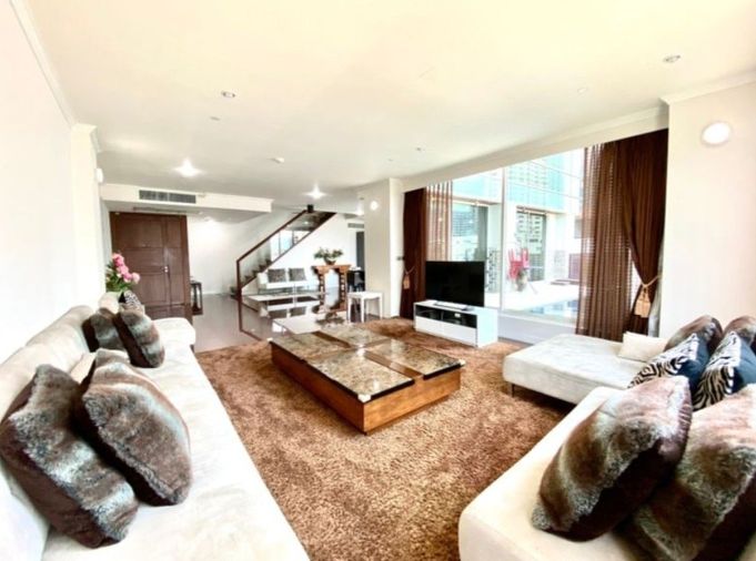 LTH8143 – Super Luxury condominium Le Raffine Sukhumvit 31 FOR RENT 3 beds 4 baths size 350 Sq.M. BTS Phrom Phong Station ONLY 160k THB/Month