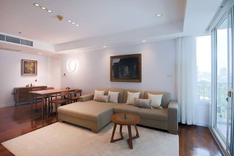 LTH8915 – Baan Siri 24 FOR SALE 2 beds 2 baths size 100 SQ.M. Nearby BTS Phrom Phong Station ONLY 25 MB