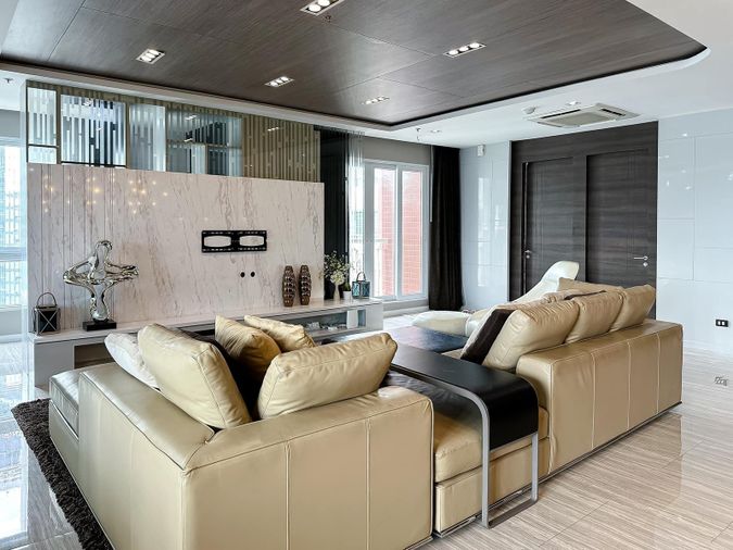 LTH8080 – Citi Smart Condo Sukhumvit 18 FOR RENT  3 beds 3 baths size 240 Sq.M. Near BTS Asoke Station ONLY 130k/month