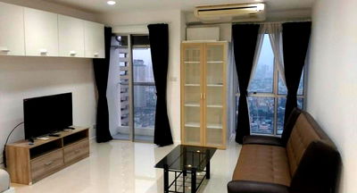 เช่าคอนโด BTS เซนต์หลุยส์ : LTH8174 – Silom Suite  FOR RENT 1 bed 1 bath Size 45 Sq.M.Near BTS Chong Nonsi  stations ONLY 20k/month