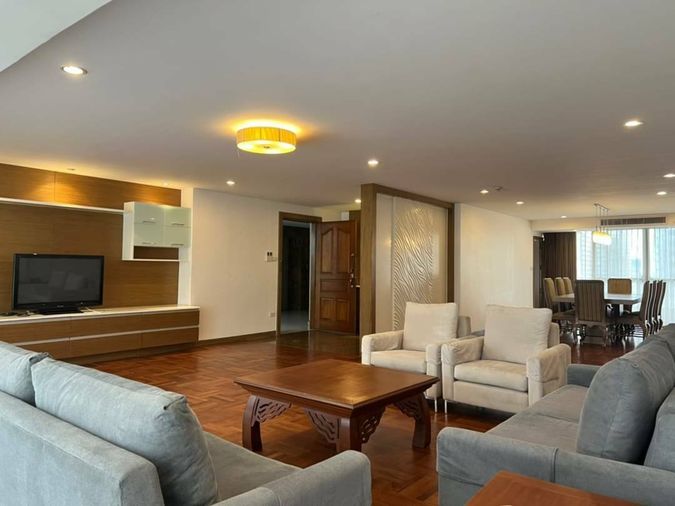 LTHC7441 – ASA Garden FOR RENT 4 beds 3 baths size 330 Sq.M.Near BTS Phrom Phong station ONLY 130k/month