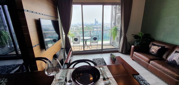 LTH9175 – Condo in Ekkamai FOR SALE 1 bed 1 bath size 47.5 Sq.m. near BTS Ekkamai Station ONLY 8.99 MB