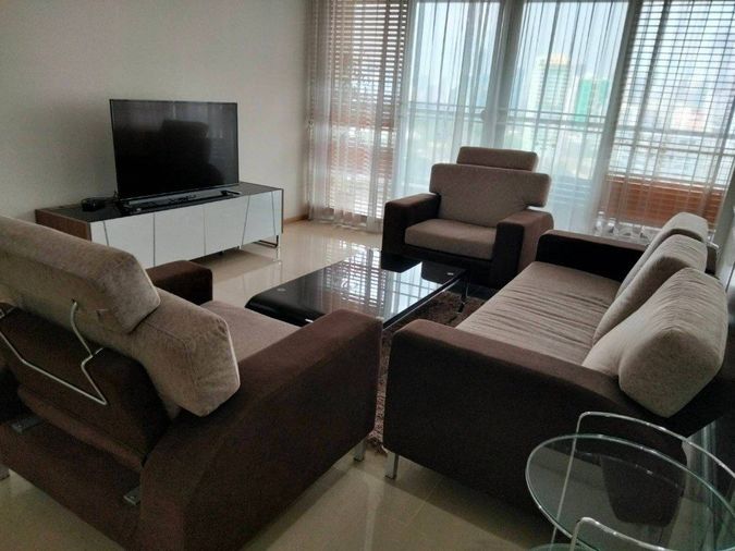 LTH8361 –The Lakes FOR RENT 3 beds  3 baths size 173 Sq.M. near BTS Asoke station ONLY 129k/month