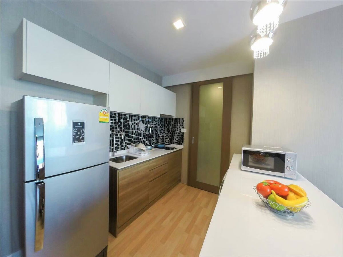 รูป ตึก 2 ชั้น 2 ✔️เฟอร์ ครบ ✔️มีเครื่องซักผ้า ✔️ อ่างอาบน้ำ ✔️เตาไฟฟ้าที่ดูดควัน - รูปที่ 6/16