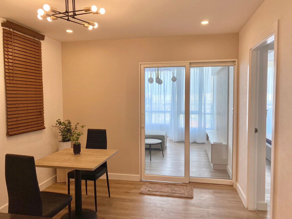 picture LINE @condorental for rent the room at M Society - 6/8
