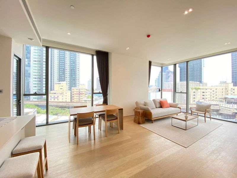 Condos for rent : LTHC6911 โ€“ The Strand Thonglor FOR RENT 2 beds 2 baths Size 80 Sq.M.Near BTS Thonglor stations ONLY 110k/month