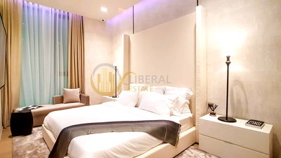 Condos for sale : LTH2042 โ€“ The Strand Thonglor FOR SALE 2 beds 2 baths size 79.60 Sq.M. BTS Thonglor station ONLY 30,253,020 THB