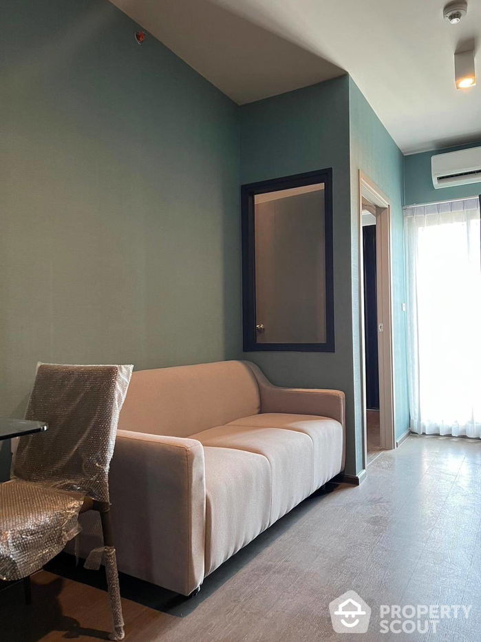 picture Spectacular High Rise 1-BR Condo at Ideo Phaholyothin - Chatuchak near BTS Saphan Khwai (ID 1266563) - 4/7