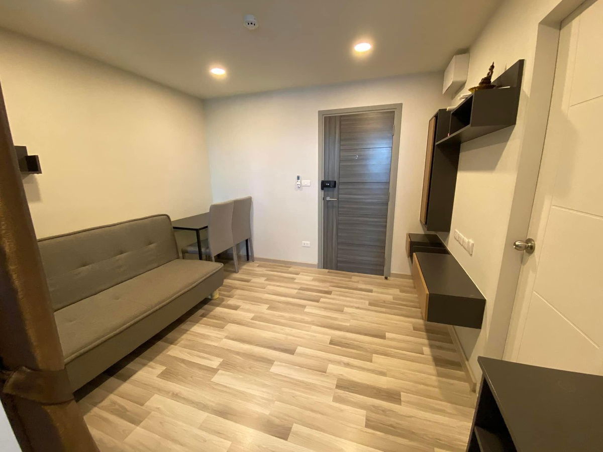 picture LINE @condorental for rent the room at The Cube Premium Ramintra 34 - 3/9