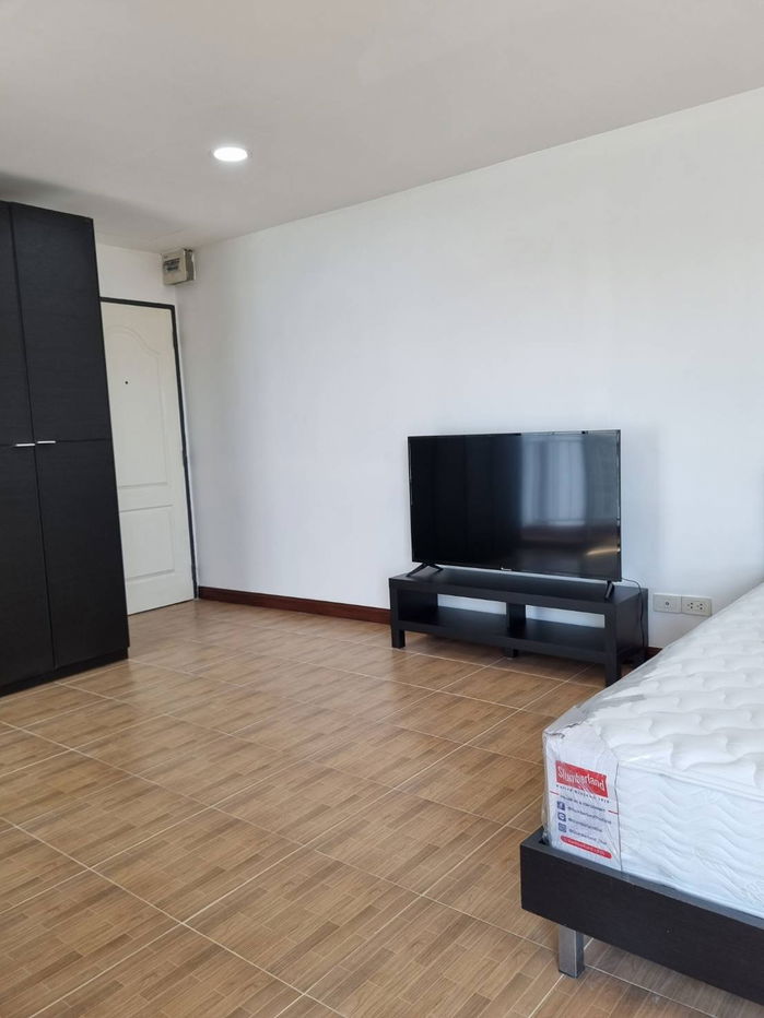 รูป 🍀🍀 ( ห้องว่าง ) ให้เช่า คอนโด รีเจ้นท์ โฮม 6/1 ประชาชื่น 🍀🍀 ชั้น 4 ขนาด 32 ตร.ม. ห้องมุม ตกแต่งครบ ห้องใหม่ พร้อมเข้าอยู่ - รูปที่ 4/13