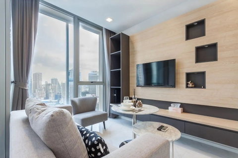 Sell Hyde sukhumvit11 high floor (S03-1476)