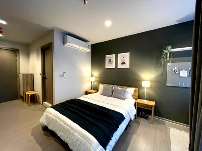 Condos for rent : Life Asoke Rama 9 Full Furnitured and electrical