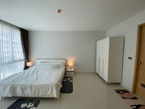Condominium by the sea, Jomtien Beach, Pattaya Beachfront Jomtien Residence
