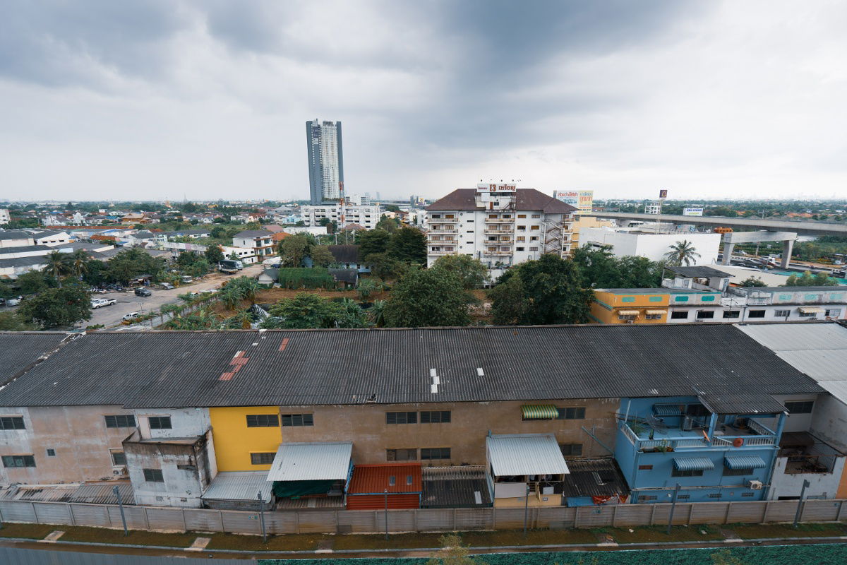 รูป **สถานะตามภาพปกเลยครับผม ห้องว่างครับผม** ให้เช่า ห้องตกแต่งโทนขาวน่ารัก พลัมคอนโด เซ็นทรัล สเตชั่น เฟส 2 **มีเครื่องซักผ้า ทิศตะวันออก ไม่ร้อน** - รูปที่ 13/41