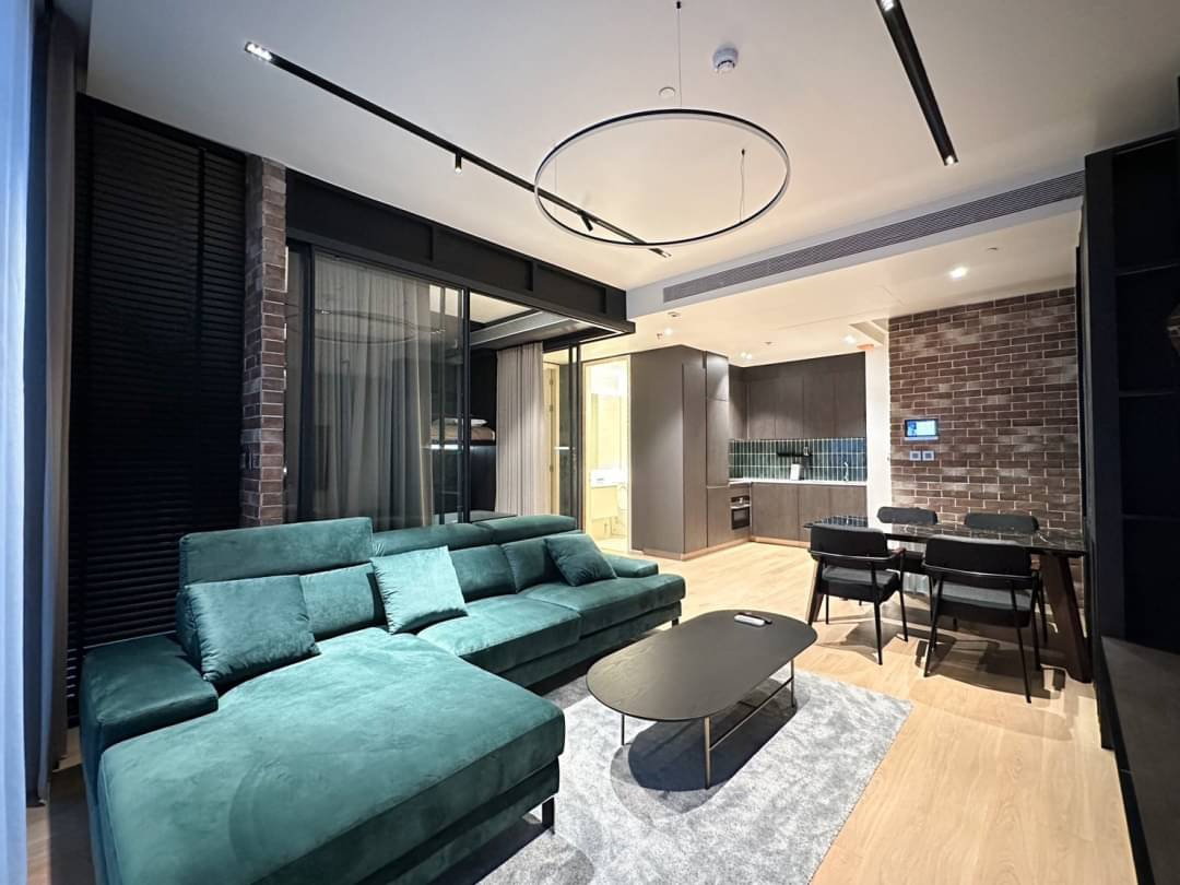 💥🔥ด่วน🔥💥 ให้เช่าคอนโดเลี้ยงสัตว์ทองหล่อ🐾🐈‍⬛🐈🐩  1+1 BR ชั้นสูง ตกแต่งหรู แนวModern Luxury สนใจรีบทักตึกใหม่ ติดบีทีเอส ห้องไปไวมาก