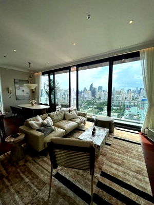 Khun by Yoo, for Rent Luxury Condo, 3 Bedrooms, 149.5sqm, on 23rd floor, with Premium facilities, located in clean Neighborhood