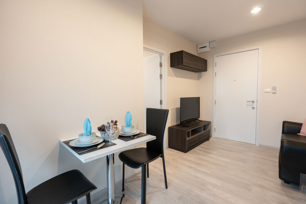 รูป **สถานะตามภาพปกเลยครับผม ห้องว่างครับผม** ให้เช่า ห้องตกแต่งโทนขาวน่ารัก พลัมคอนโด เซ็นทรัล สเตชั่น เฟส 2 **มีเครื่องซักผ้า ทิศตะวันออก ไม่ร้อน** - รูปที่ 12/41