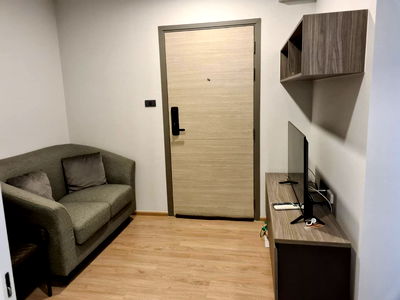 Condos for rent : For Rent Condo Premio Quinto near BTS Sanenikom