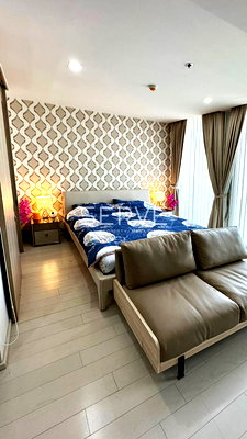 ขายคอนโด : Studio with Partition Super High Fl. 30+ Good View & Perfect Location Connecting to BTS Phloen Chit-Noble Ploenchit