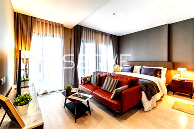 ขายคอนโด : Modern Style Studio with Partition Next to BTS Phloen Chit Station / Condo For Rent & Sale-Noble Ploenchit