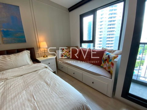 Studio with Partition Homey Style High Fl. 20+ Good Location BTS Phloen Chit 600 m. / For Rent-Life One Wireless