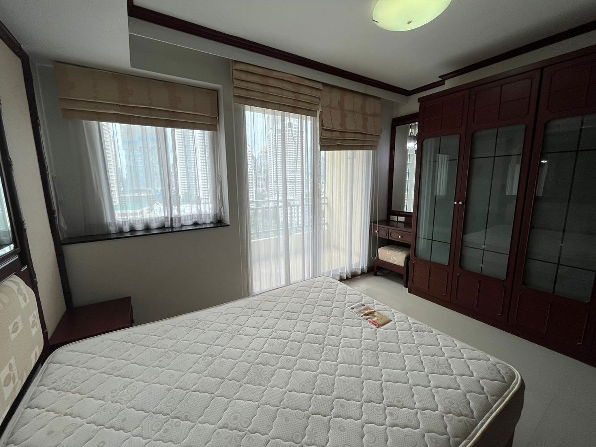 picture OMG2611  < Available 1-Oct-25 > Large 1 Bedroom / Sathorn CBD / for RENT [ Supalai Oriental Place Sathorn - Suanplu  ] - 2/10