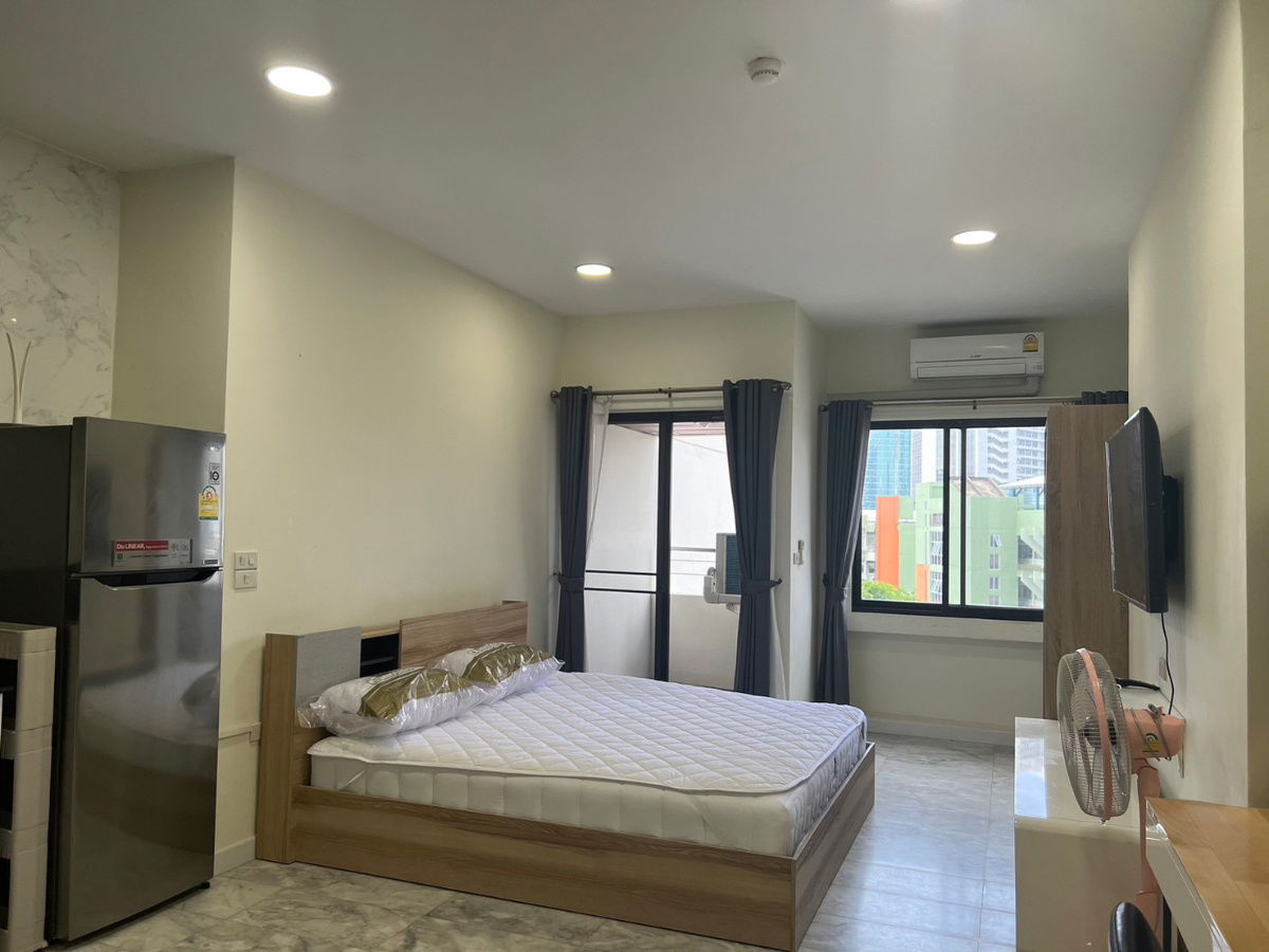 picture For rent studioroom 35 sqm. 11000 baht - 1/7