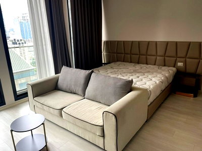 Condos for rent : For rent Noble Ploenchit near BTS Ploenchit