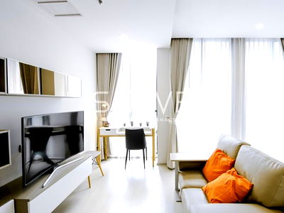 Condos for rent BTS Chit Lom : 🔥35K🔥 - Cozy & Homey Style Studio with Partition Directly connecting to BTS Phloen Chit at Noble Ploenchit Condo / Condo For Rent