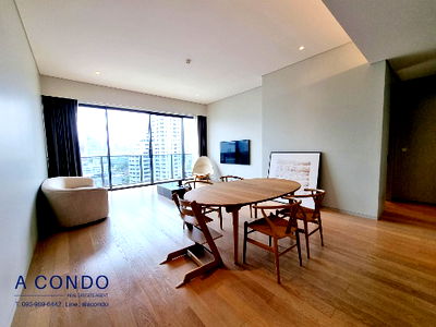Condos for sale : (𝗙𝗢𝗥 RARE UNIT) TELA THONGLOR  2 Bedrooms Large size 111 Sq.m. City View