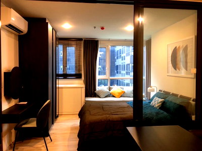 Condos for rent Huai Khwang : Available 1Oct25! XT Huaykwang. Studio 30sqm.   Line id: @pfagent