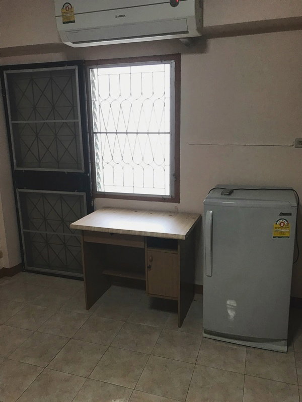 รูป ห้องสตูดิโอ 30 ตร.ม. ชั้น4 เอแบคคอนโดทาวน์  - รูปที่ 3/4