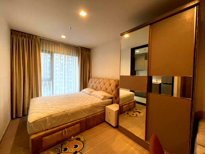 Condos for rent : G7655💖中国客户，请加微信。(在联系方式的旁边)For rent Life Asoke Hype Line ❤️💜@condopremium💜❤️