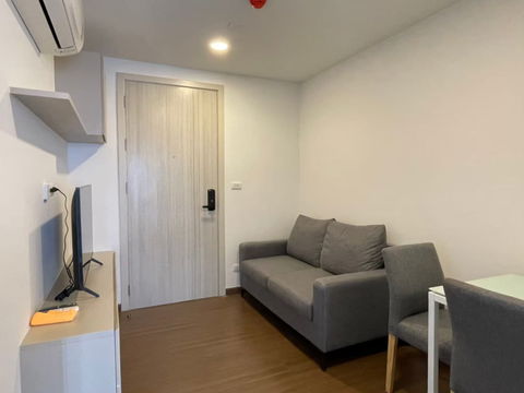 @condorental condo for rent Chewathai Hallmark Charan 13
