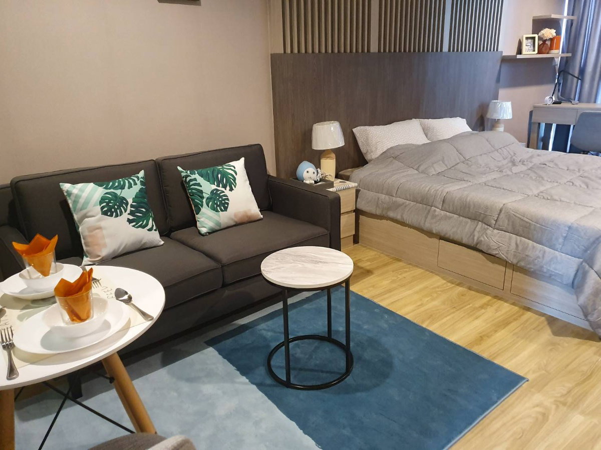 รูป ลัดดาพลัสคอนโด ศรีราชา ห้องว่างให้เช่า 35ตรม. 1ห้องนอน 1ห้องน้ำ พร้อมอ่างอาบน้ำ เฟอร์นิเจอร์เครื่องใช้ไฟฟ้าครบ พร้อมเข้าอยู่ - รูปที่ 2/4