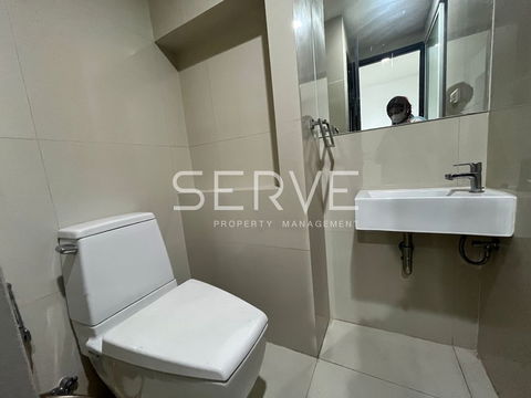 1 Bed 1 Bath with Bathtub Nice Room Good Location Next to BTS Phra khanong 50 m. / For Rent-Rhythm Sukhumvit 44