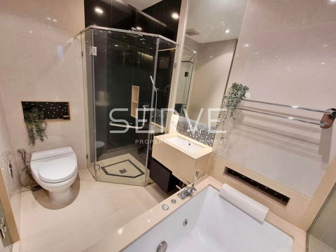 1 Bed 1 Bath with Bathtub Nice Room Good Location BTS Phrom Phong 500 m. / For Rent-The Address Sukhumvit 28