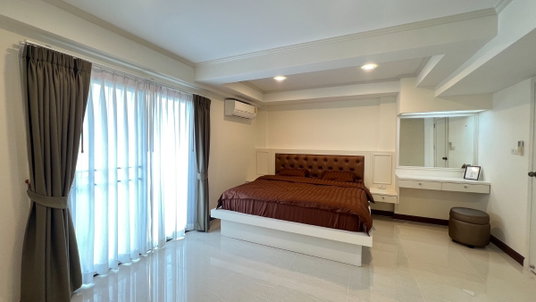รูปภาพ ให้เช่า  M Towers สุขุมวิท 35 พร้อมอยู่   (S05-3296)