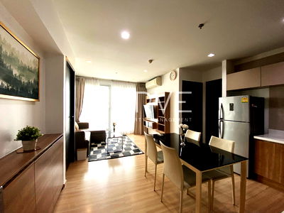 Condos for rent BTS Saphan Taksin : 2 Beds 2 Baths with Bathtub Good Location BTS Saphan Taksin station 340 m. at Rhythm Sathorn Condo / For Rent