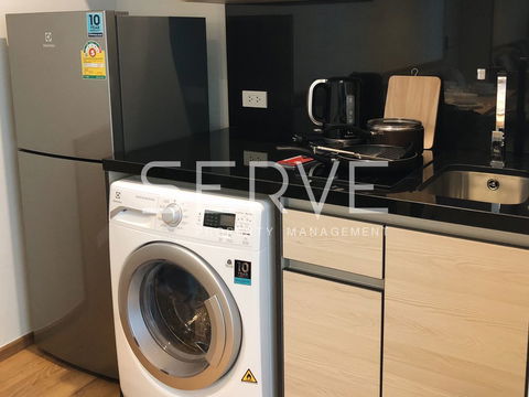 Combine 2 Beds 2 Baths Nice Room Super High Fl. 35+ Good View & Good Location BTS Phrom Phong / Rent-Park 24