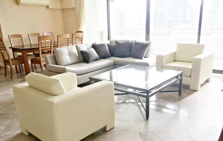 4-bed condo for rent, 250 sqm, Somkid Gardens