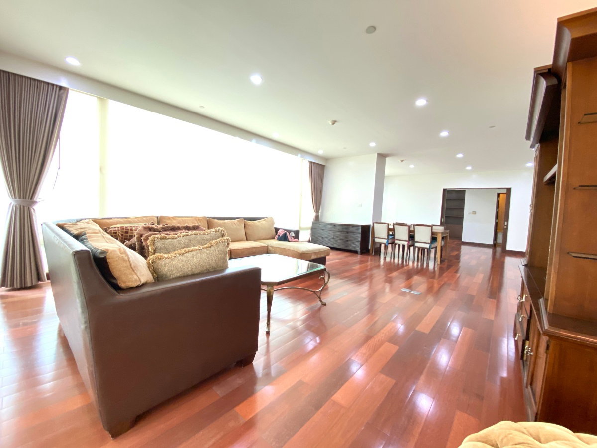 LTHC9397&LTHC9398 –The Park Chidlom FOR RENT/SALE size 287 sq.m. 3+1 beds 3 baths near BTS Chidlom Station 