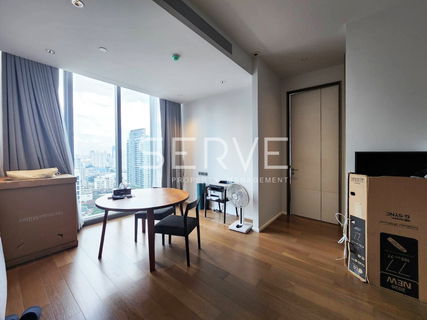 ราคาดี ! 3 นอน ชั้นสูง 20+ ทำเลดีเดินทางสะดวกใกล้ BTS พร้อมพงษ์ 550 ม. ที่คอนโด Kraam Sukhumvit 26 / ขายคอนโด