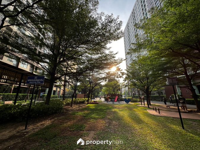 Lumpini Place Ratchayothin