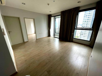 ขายคอนโด : คอนโดต้องการขาย ไอดีโอ คิว ราชเทวี  ซอย เพชรบุรี 20 ถนนพญาไท ราชเทวี 2 ห้องนอน พร้อมอยู่ ราคาถูก