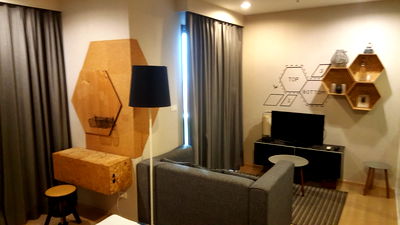 เช่าคอนโด รร.สิงคโปร์ อินเตอเนชั่นแนล กรุงเทพฯ (เอสไอเอสบี) : For Rent The Base Ramkhamhaeng Condo Studio room 31st. Floor 0869888099 Line ID: dhiradhn