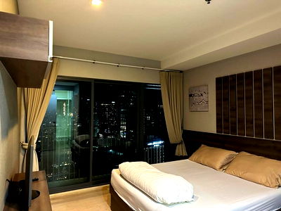 คอนโดให้เช่า : For Rent Noble Remix ห้องแต่งสวยมาก กว้าง เฟอร์นิเจอร์ครบ LH-RW003348