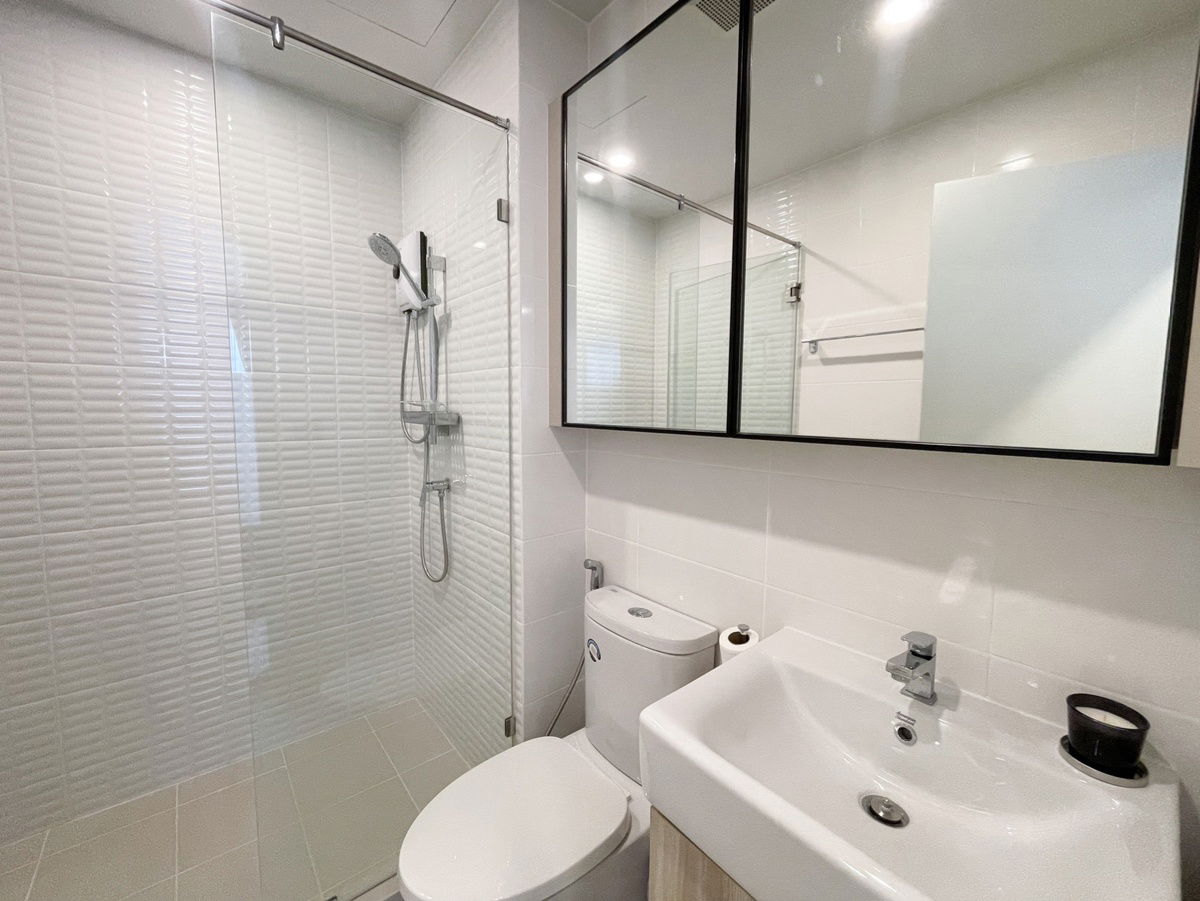picture LINE @condorental for rent the room at Chewathai Kaset - Nawamin - 8/10