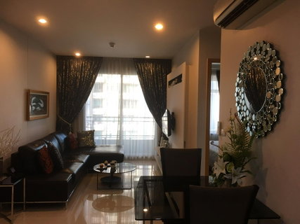 ขายราคาพิเศษ Circle Condo ห้องกว้างขวางแบบ 1 ห้องนอน ชั้นสูง ใกล้ MRT เพชรบุรี